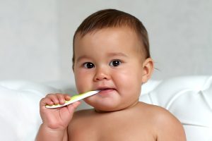 FOODS TO AVOID OFFERING AN INFANT WHO IS TEETHING