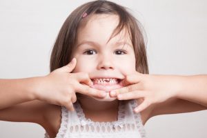 HOW MUCH DOES THE TOOTH FAIRY SPEND?